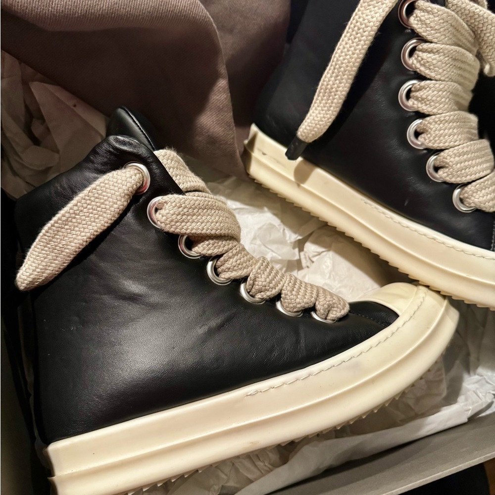 Rick Owens Black mid top. Jumbo padded leather high-top trainers